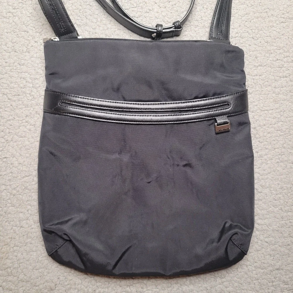 TUMI Bag Black Nylon Leather Trim Crossbody Messenger Travel Flat Unisex